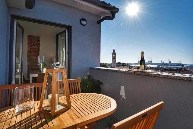 Apartments Dream In Arena 2 Pula Center Free Parking Exterior photo